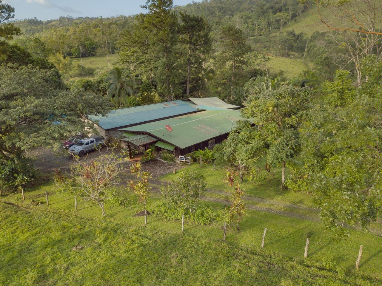 Malekus Mountain Lodge Aguas Claras  Luaran gambar