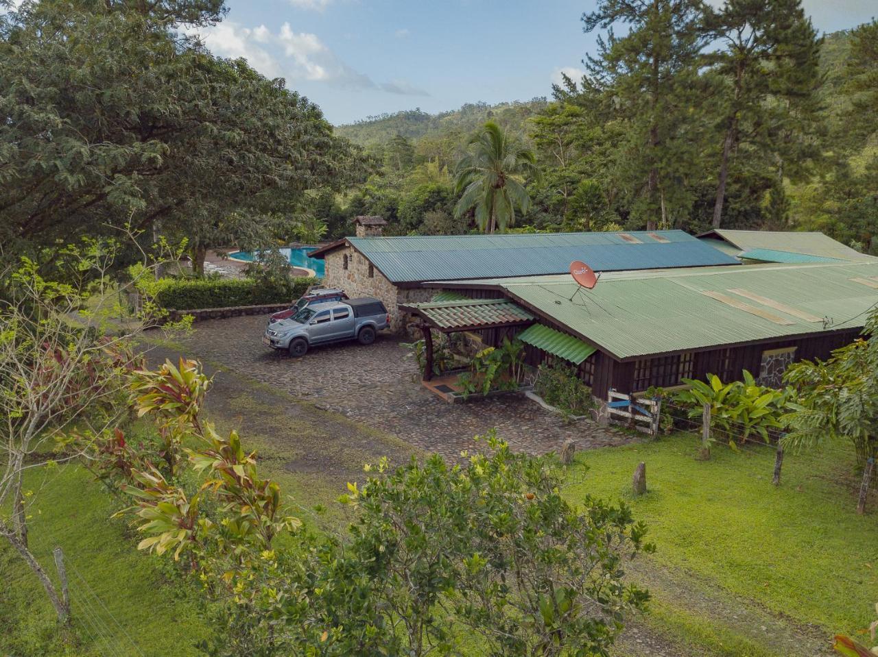 Malekus Mountain Lodge Aguas Claras  Luaran gambar