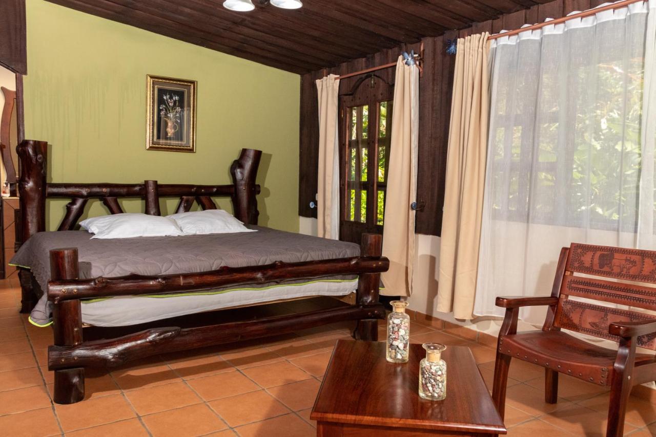 Malekus Mountain Lodge Aguas Claras  Luaran gambar
