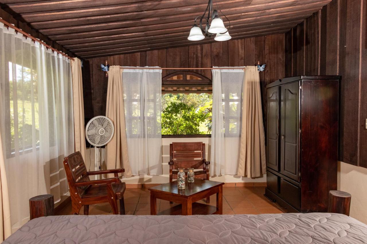 Malekus Mountain Lodge Aguas Claras  Luaran gambar